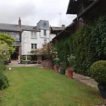 Bed & Breakfast D'hotes Au Manoir Proche 3*